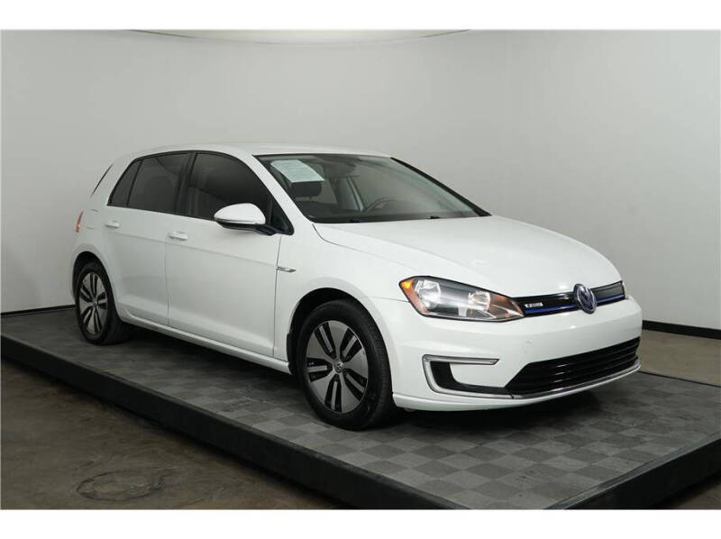 2016 Volkswagen e-Golf SE