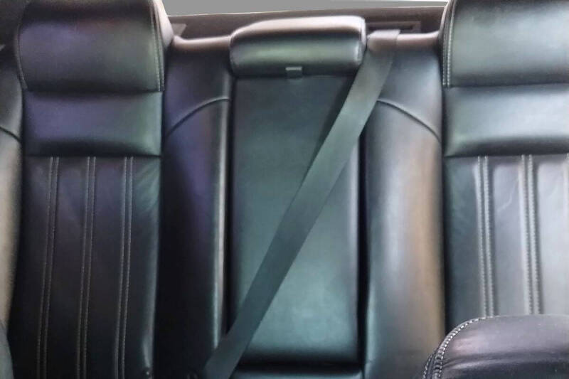 2019 Chrysler 300 S