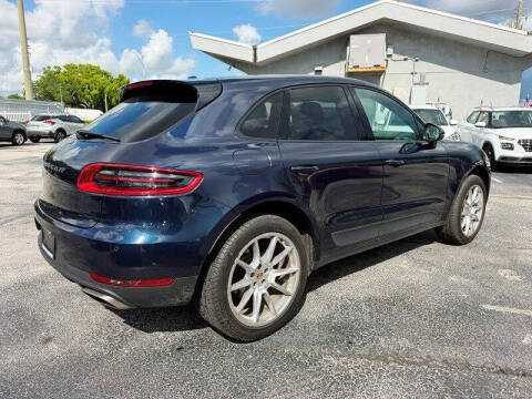 2017 Porsche Macan