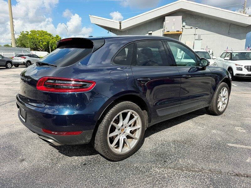 2017 Porsche Macan