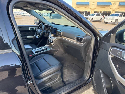 2024 Ford Explorer XLT