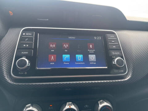 2024 Nissan Kicks S