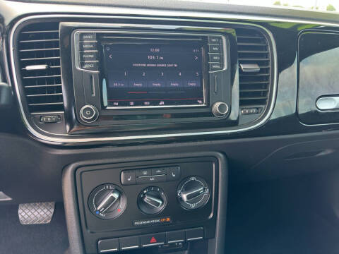 2016 Volkswagen Beetle 1.8T SE