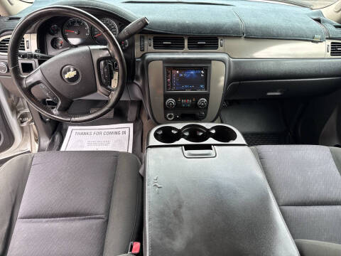 2010 Chevrolet Suburban LS