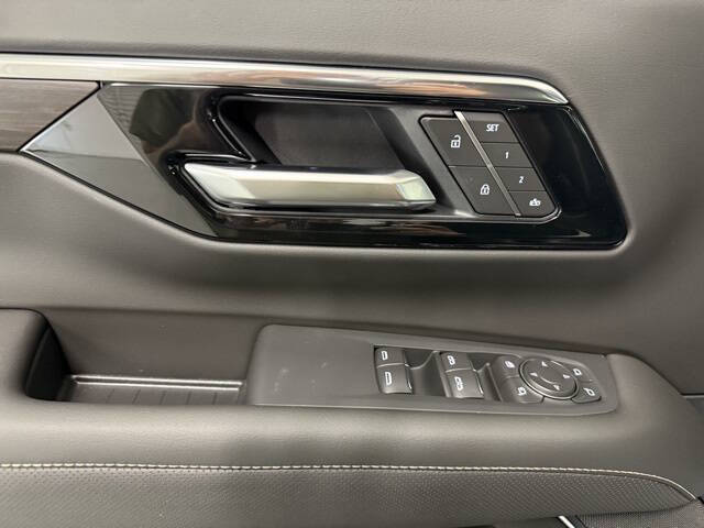 2025 Chevrolet Tahoe Premier