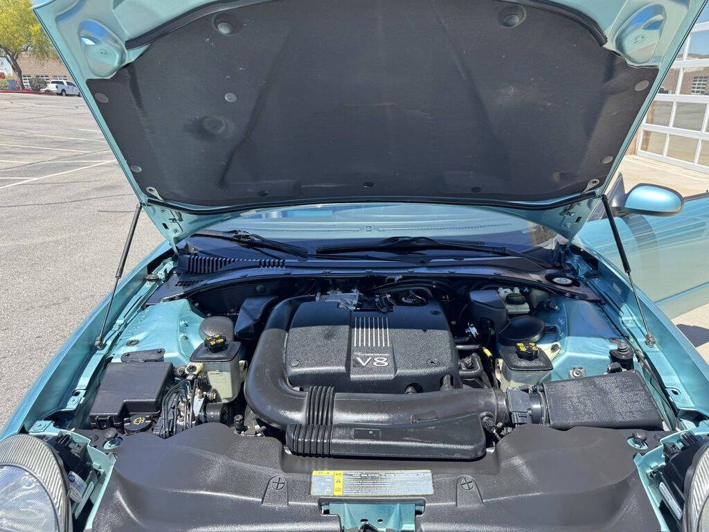 2002 Ford Thunderbird 21