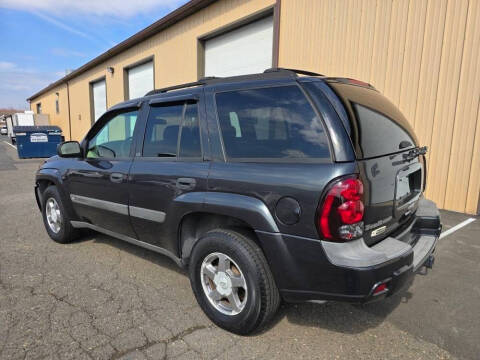2004 Chevrolet TrailBlazer LS