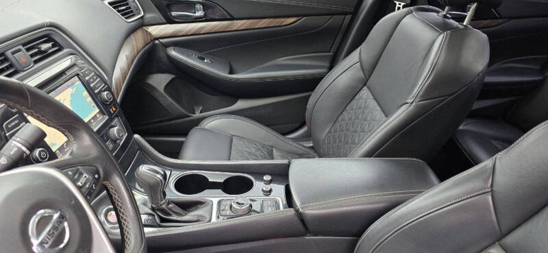 2016 Nissan Maxima Platinum