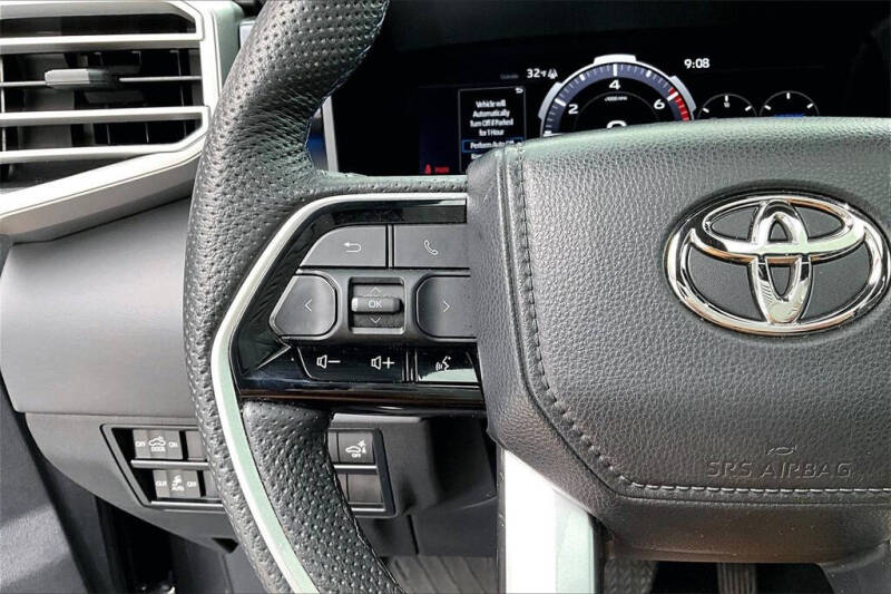 2023 Toyota Tundra Platinum HV