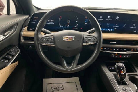 2024 Cadillac XT4 Luxury