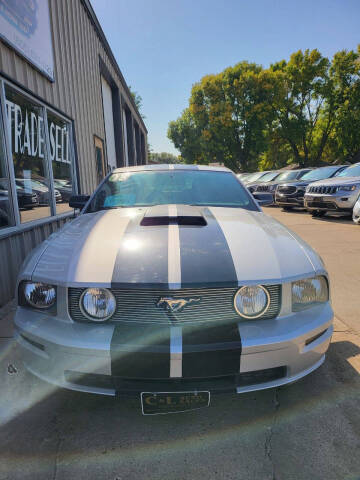 2007 Ford Mustang GT Deluxe