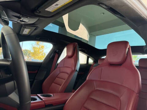 2020 Porsche Taycan Turbo