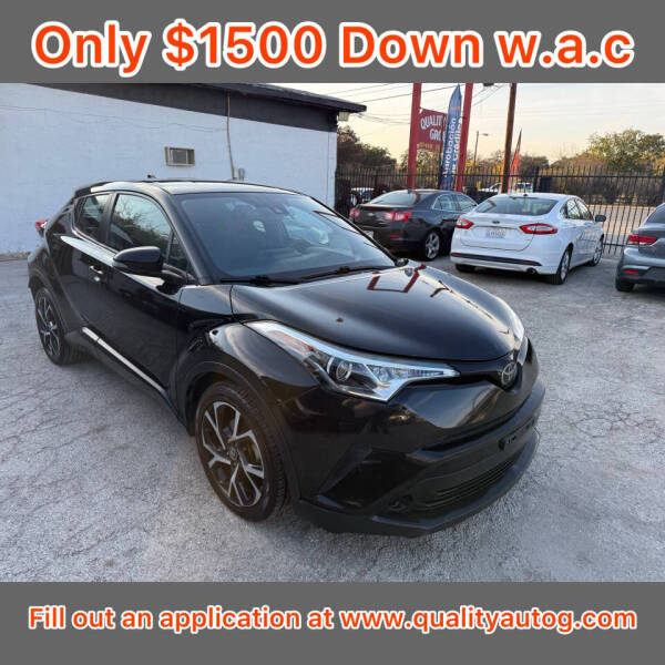 2018 Toyota C-HR XLE's photo