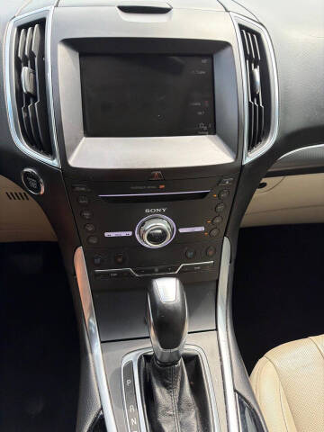 2018 Ford Edge Titanium