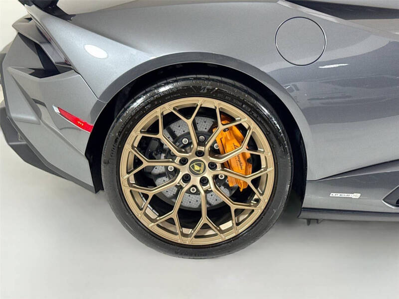 2023 Lamborghini Huracan