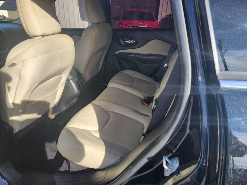 2017 Jeep Cherokee 75th Anniversary