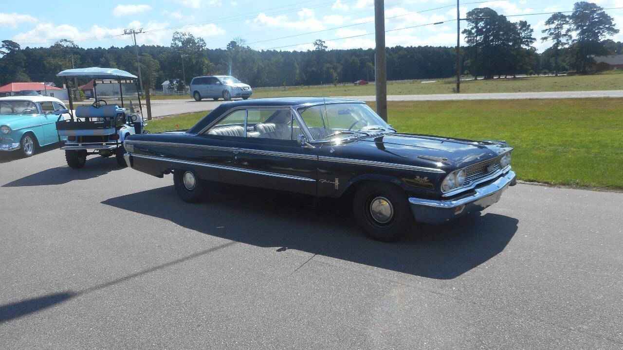 1963 Ford Galaxie 500 2