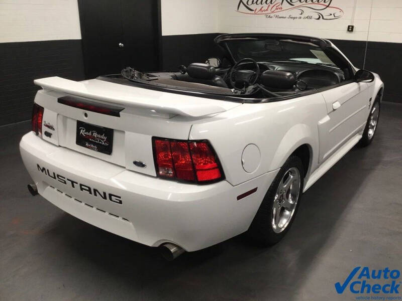 2003 Ford Mustang