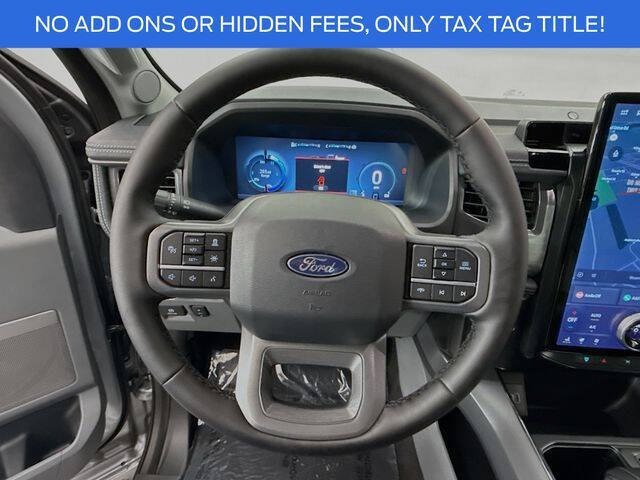 2025 Ford F-150 Lightning Flash