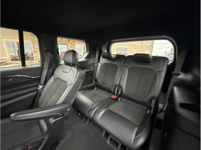 2022 Jeep Grand Cherokee L Altitude