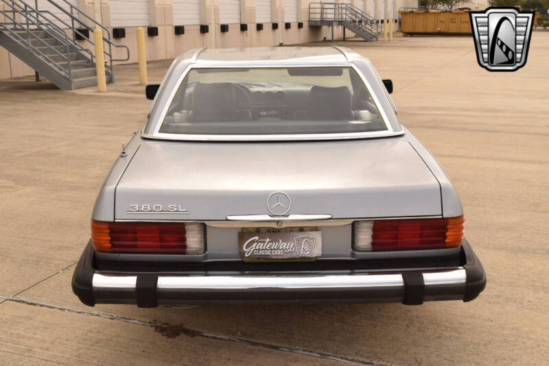 1982 Mercedes-Benz 380-Class 380 SL