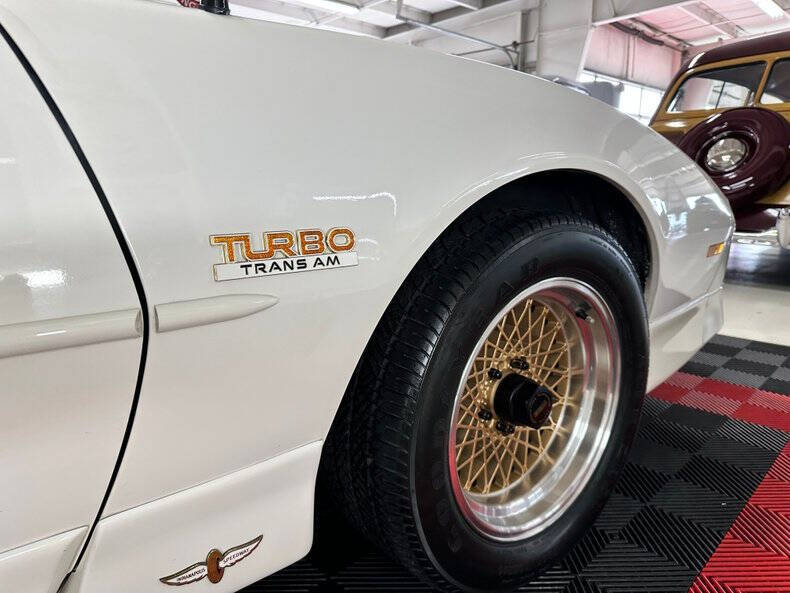 1989 Pontiac Firebird Trans Am GTA