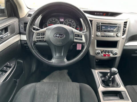 2013 Subaru Outback 2.5i