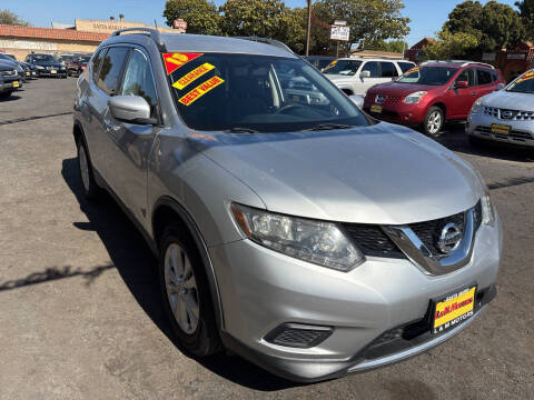 2015 Nissan Rogue SV