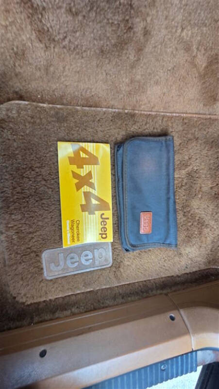 1986 Jeep Cherokee Laredo