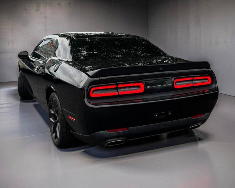 2019 Dodge Challenger SXT