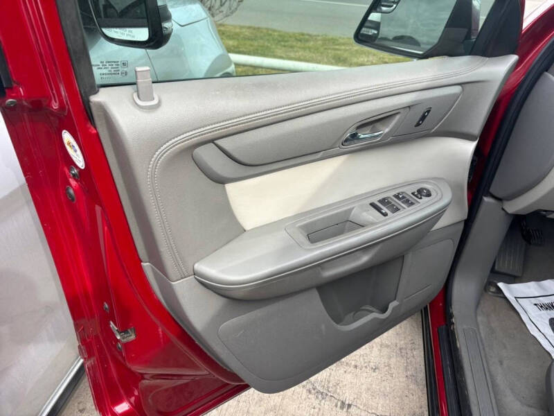 2013 GMC Acadia SLE-2