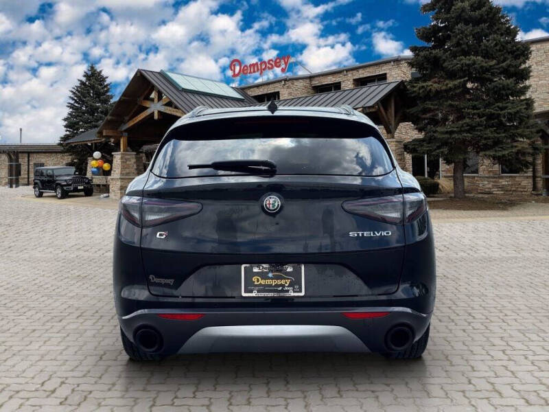 2024 Alfa Romeo Stelvio Ti