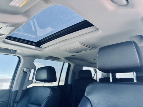 2017 Chevrolet Suburban LT