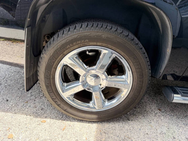 2012 Chevrolet Avalanche LTZ