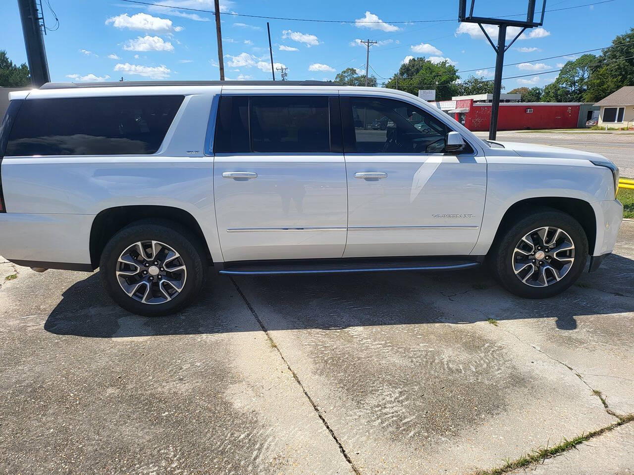 2018 GMC Yukon XL for sale at M3 Autos in New Iberia, LA