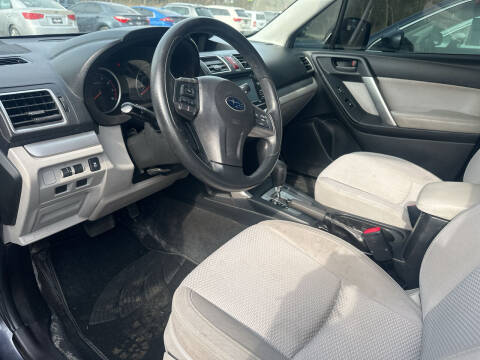 2016 Subaru Forester 2.5i