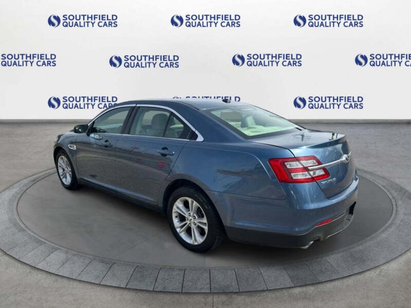 2019 Ford Taurus SEL