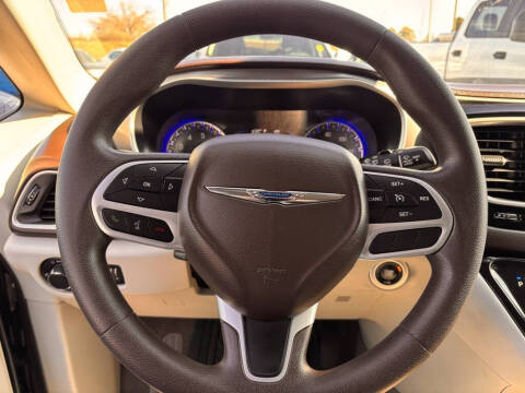 2017 Chrysler Pacifica Touring