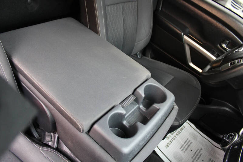 2017 Nissan Titan XD