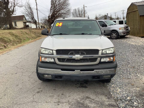 2004 Chevrolet Silverado 1500 for sale at Moose Motors in Morganton NC
