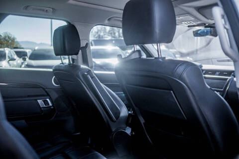 2020 Land Rover Discovery SE