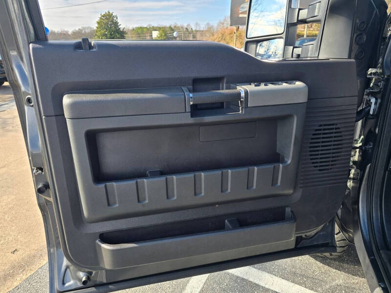 2016 Ford F-350 Super Duty Lariat