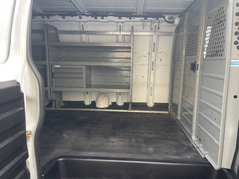 2018 GMC Savana 2500