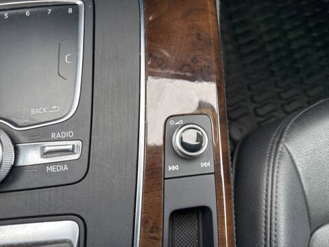 2020 Audi Q5 quattro Premium Plus 45 TFSI