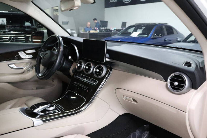 2016 Mercedes-Benz GLC GLC 300