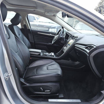 2020 Ford Fusion Titanium