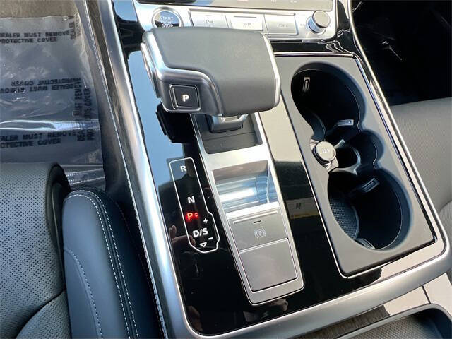 2025 Audi Q8 quattro Prestige 55 TFSI