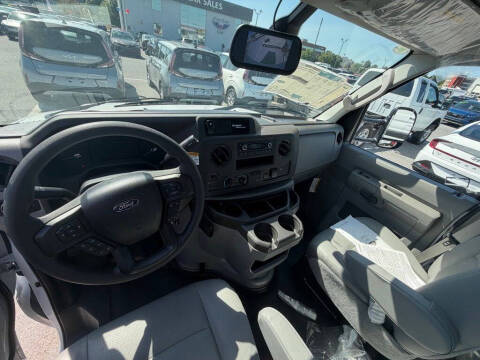 2027 Ford E-Series