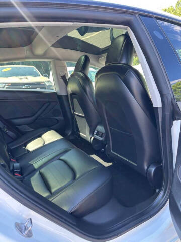 2022 Tesla Model 3 Performance