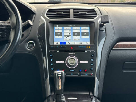 2017 Ford Explorer Platinum
